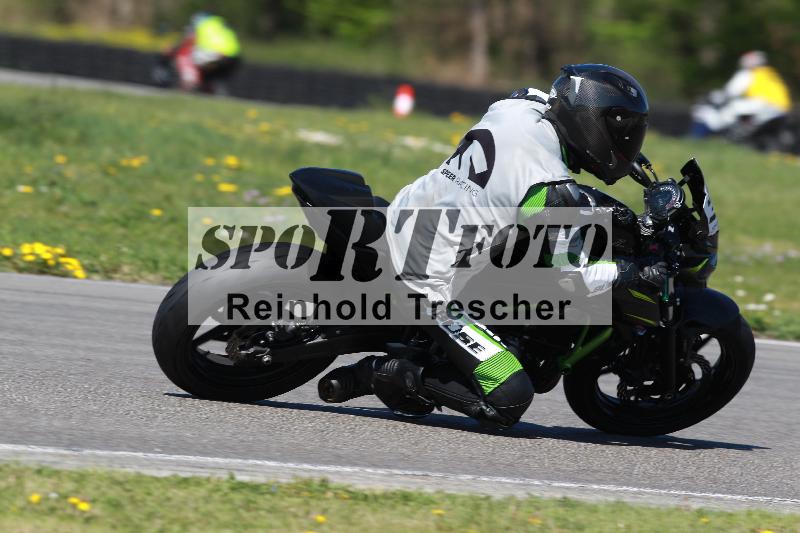 /Archiv-2022/08 17.04.2022 Speer Racing ADR/Instruktorengruppe/backside